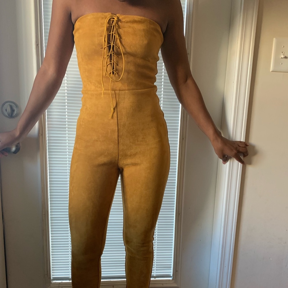 🔸🔸Mustard Jumpsuit🔸🔸